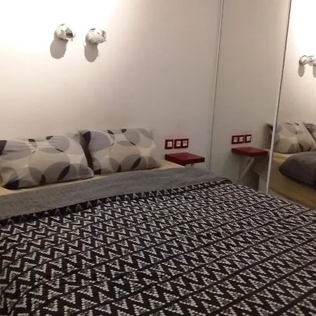 Flamingo Apartment *